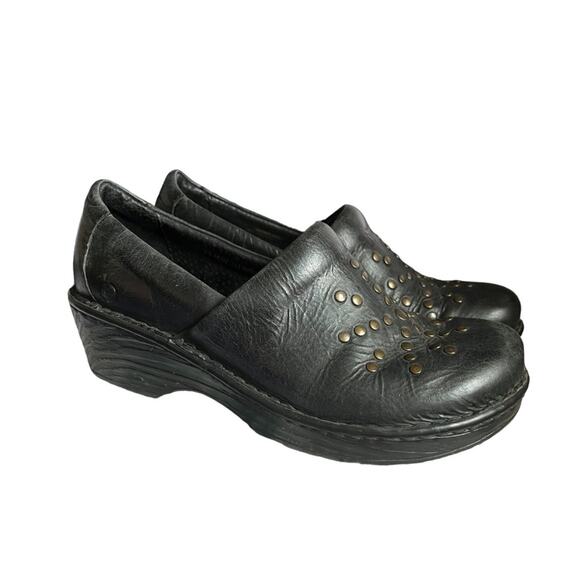 Born Surina Studded Black Slip-On Comfort Casual Clogs - Picture 1 of 8